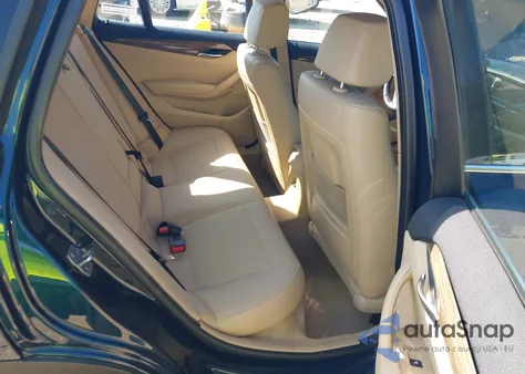 2013 BMW X1 xDrive28I из США, поврежденный, VIN WBAVL1C58DVR83767